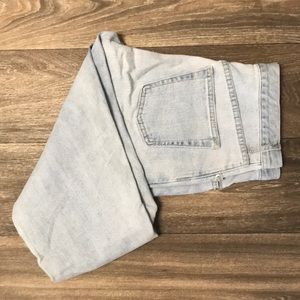 NWOT Gap Mom Jeans